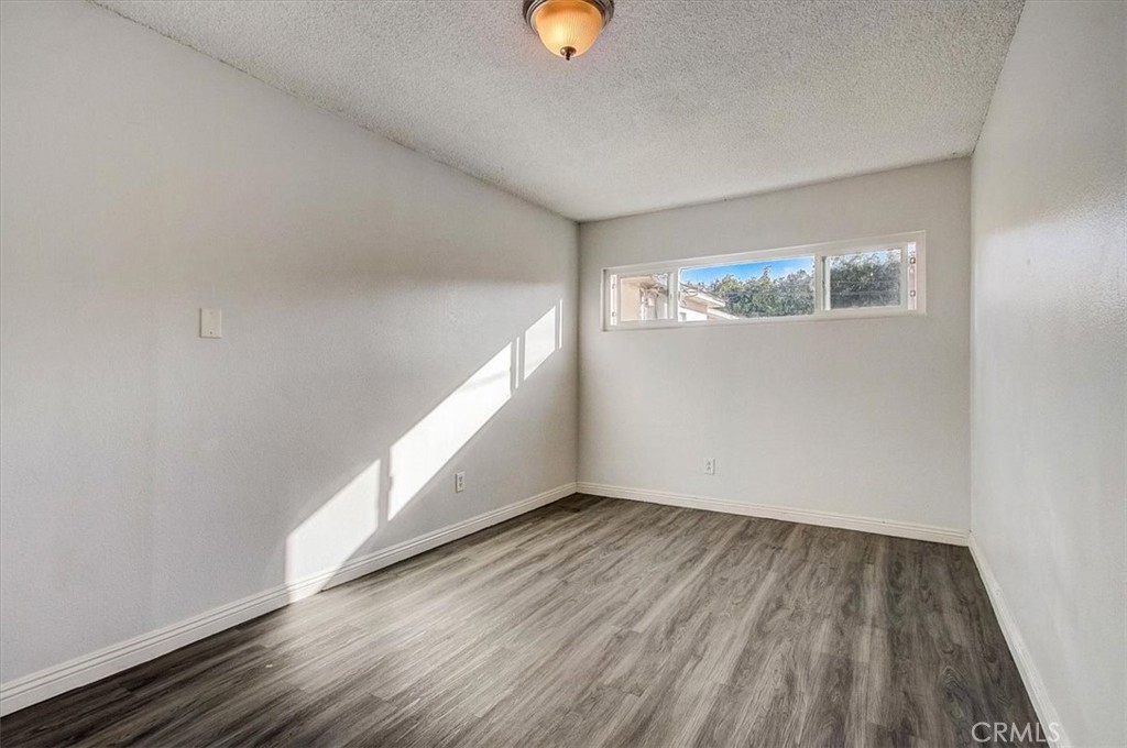 2122 E 10th Street Property Photo 51