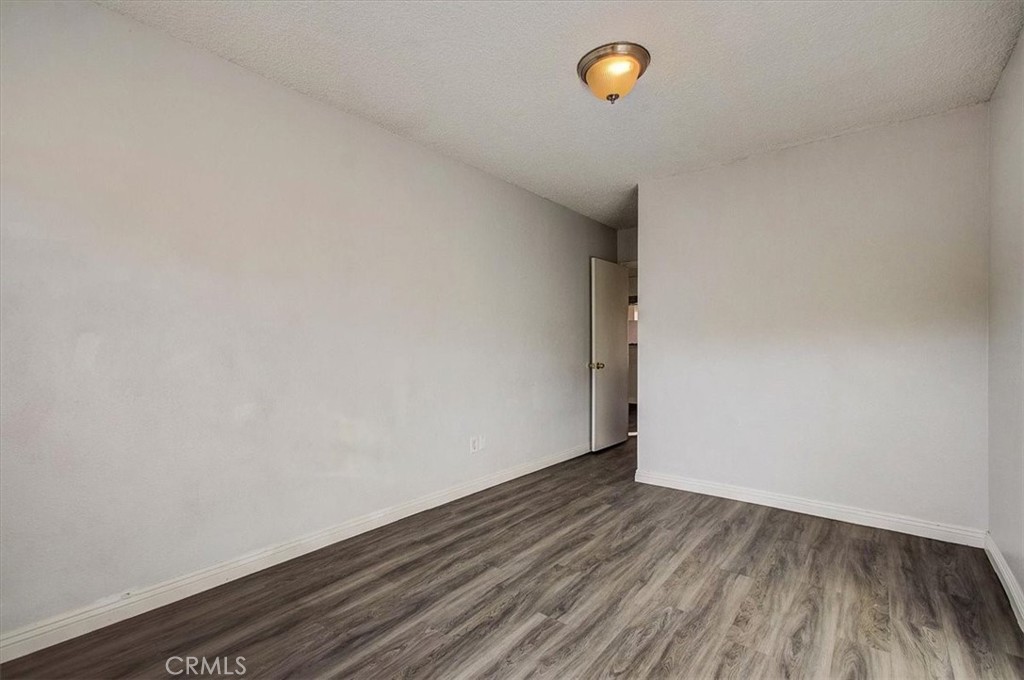 2122 E 10th Street Property Photo 53