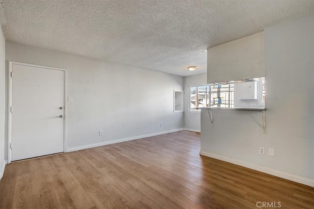 2122 E 10th Street Property Photo 63