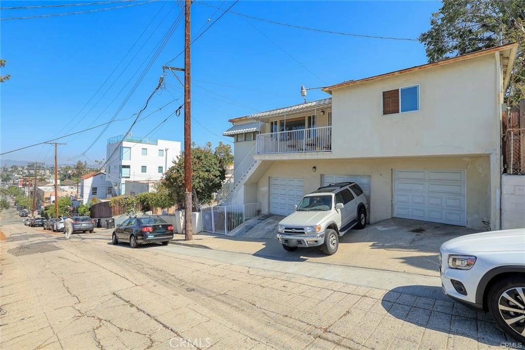 1303 Lilac Terrace Property Photo 14