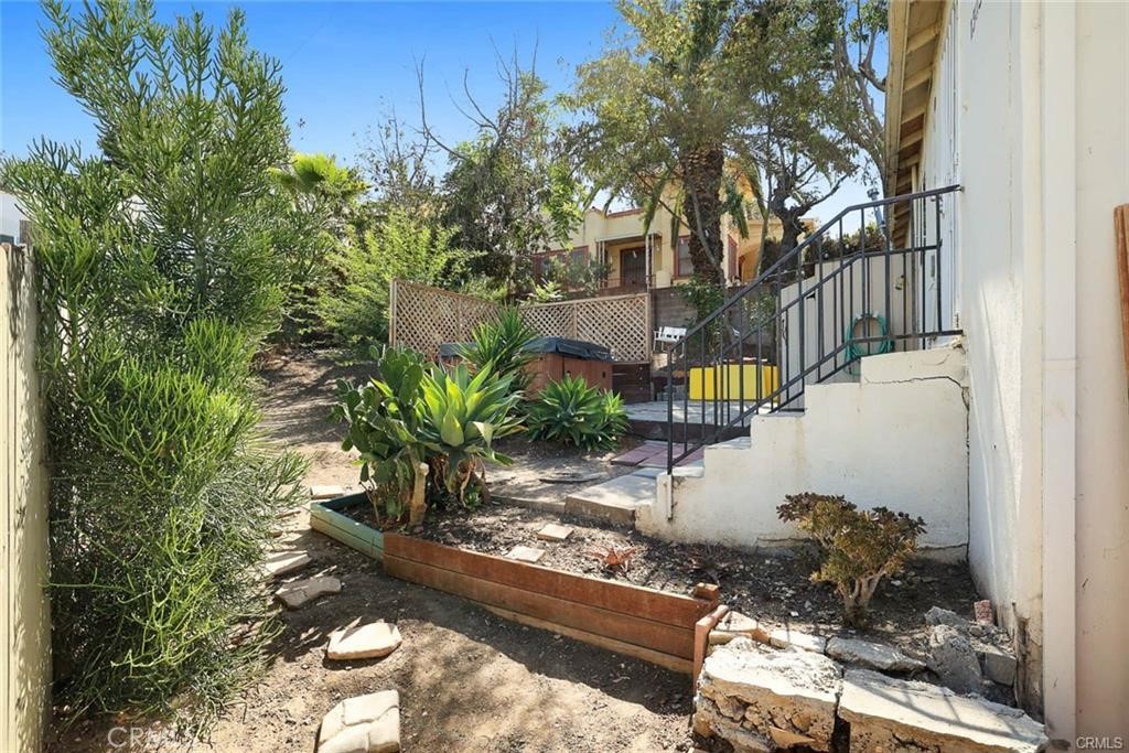 1303 Lilac Terrace Property Photo 23