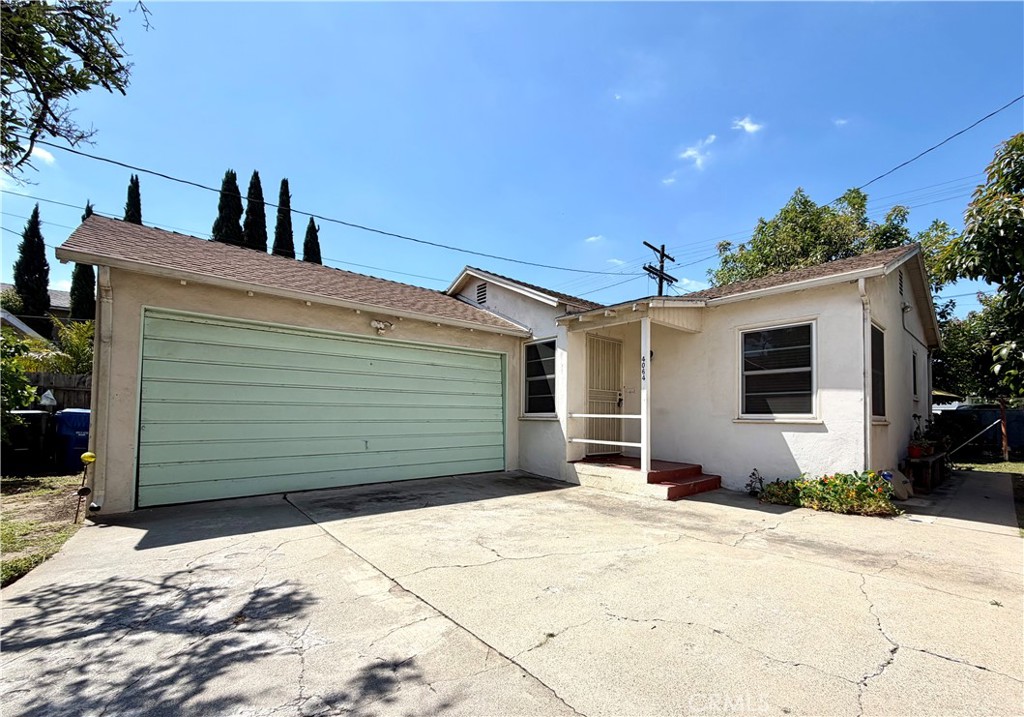 4064 Perlita Property Photo 9