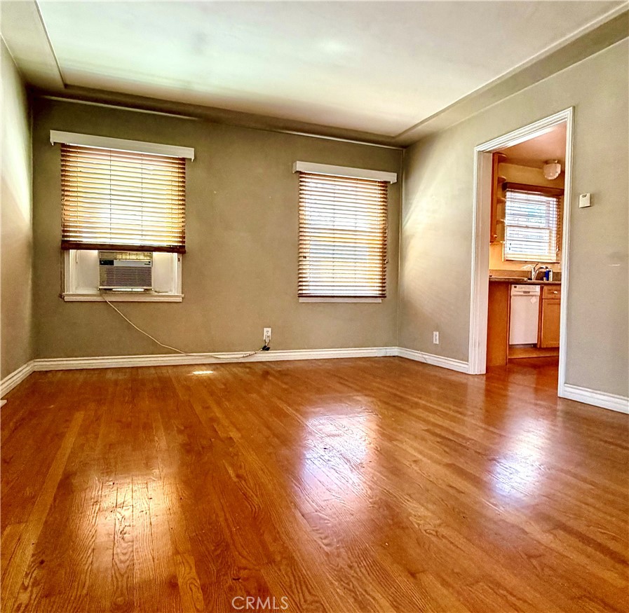 4064 Perlita Property Photo 10