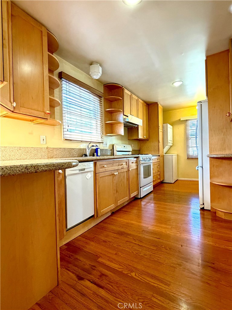 4064 Perlita Property Photo 11