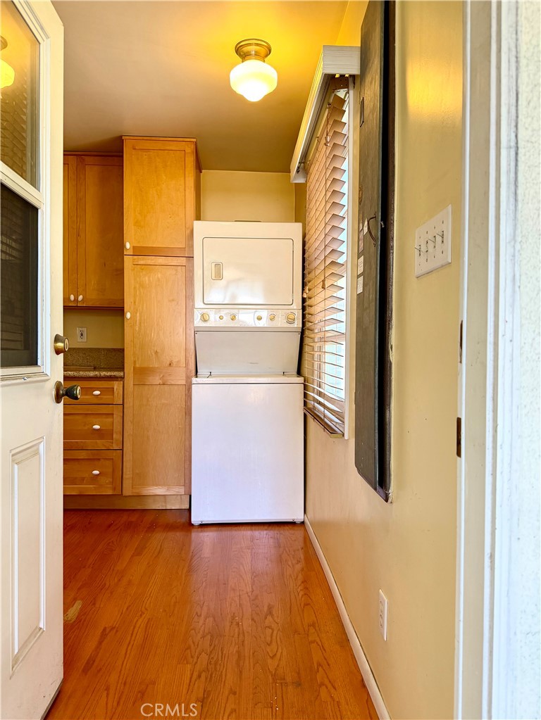 4064 Perlita Property Photo 18