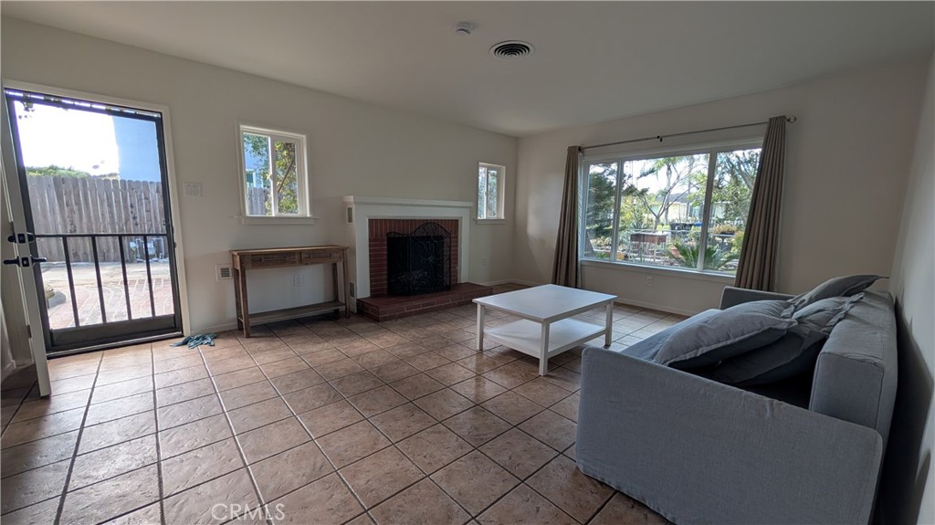 546 Griswold Avenue Property Photo 1