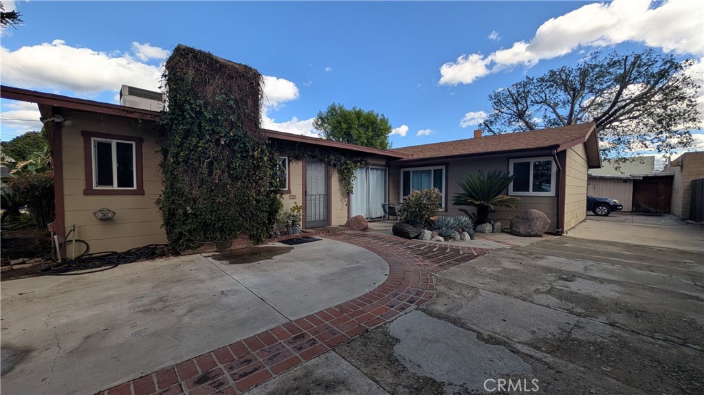 546 Griswold Avenue Property Photo 3