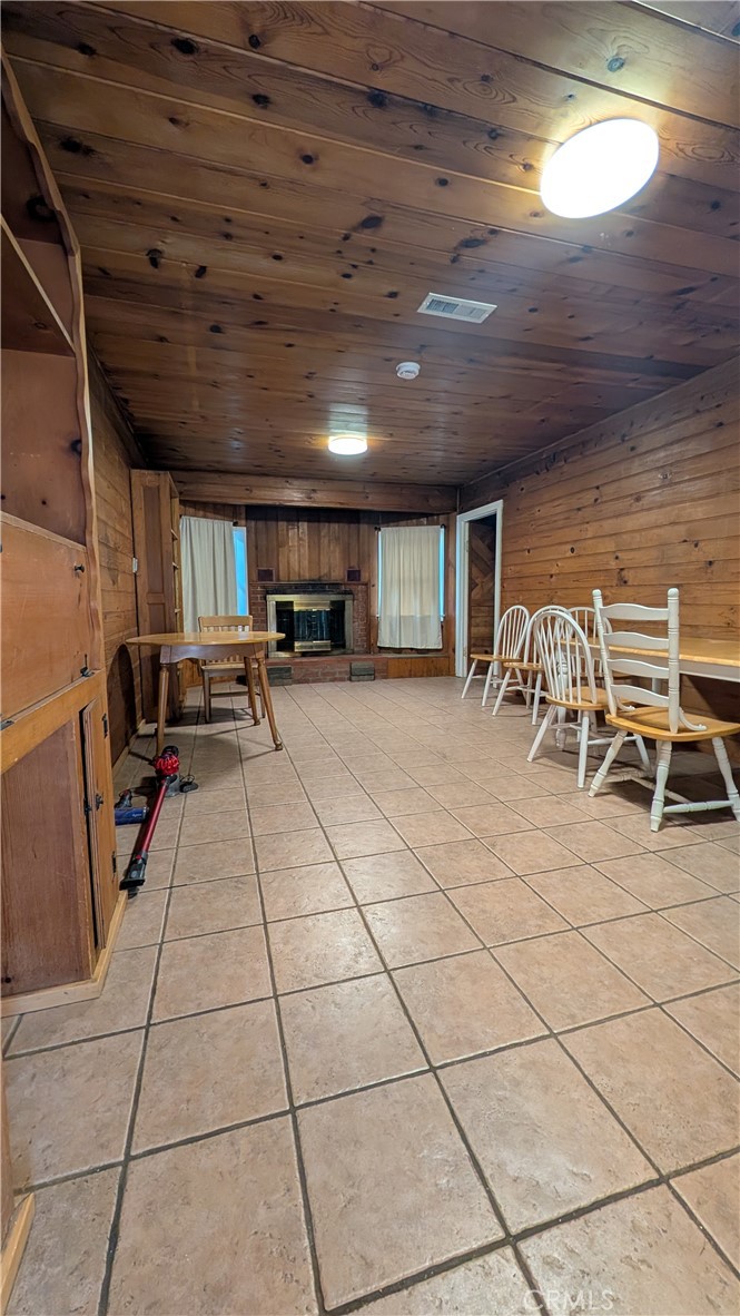 546 Griswold Avenue Property Photo 15