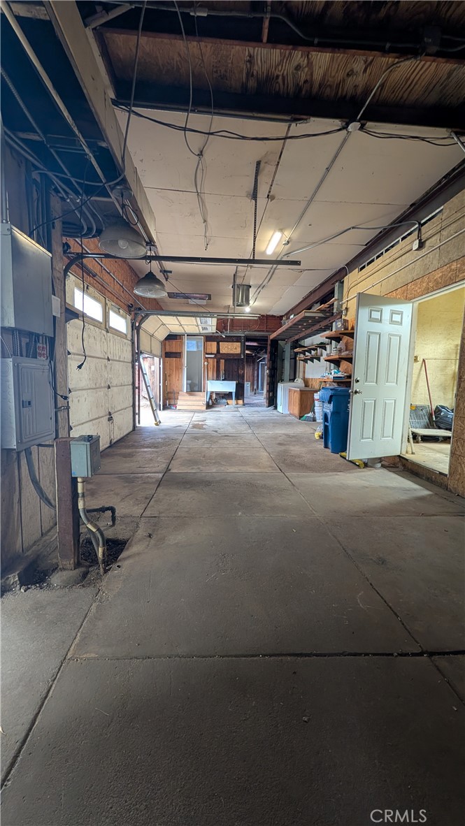 546 Griswold Avenue Property Photo 36