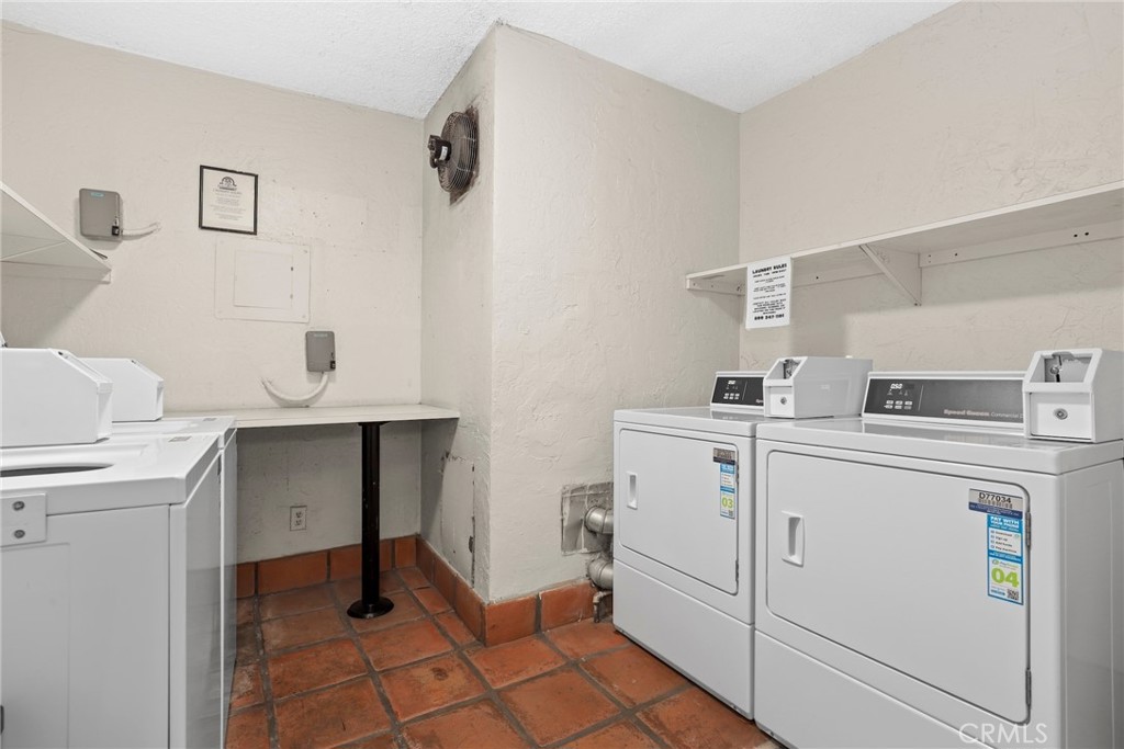 1203 N Sweetzer 118 Property Photo 24