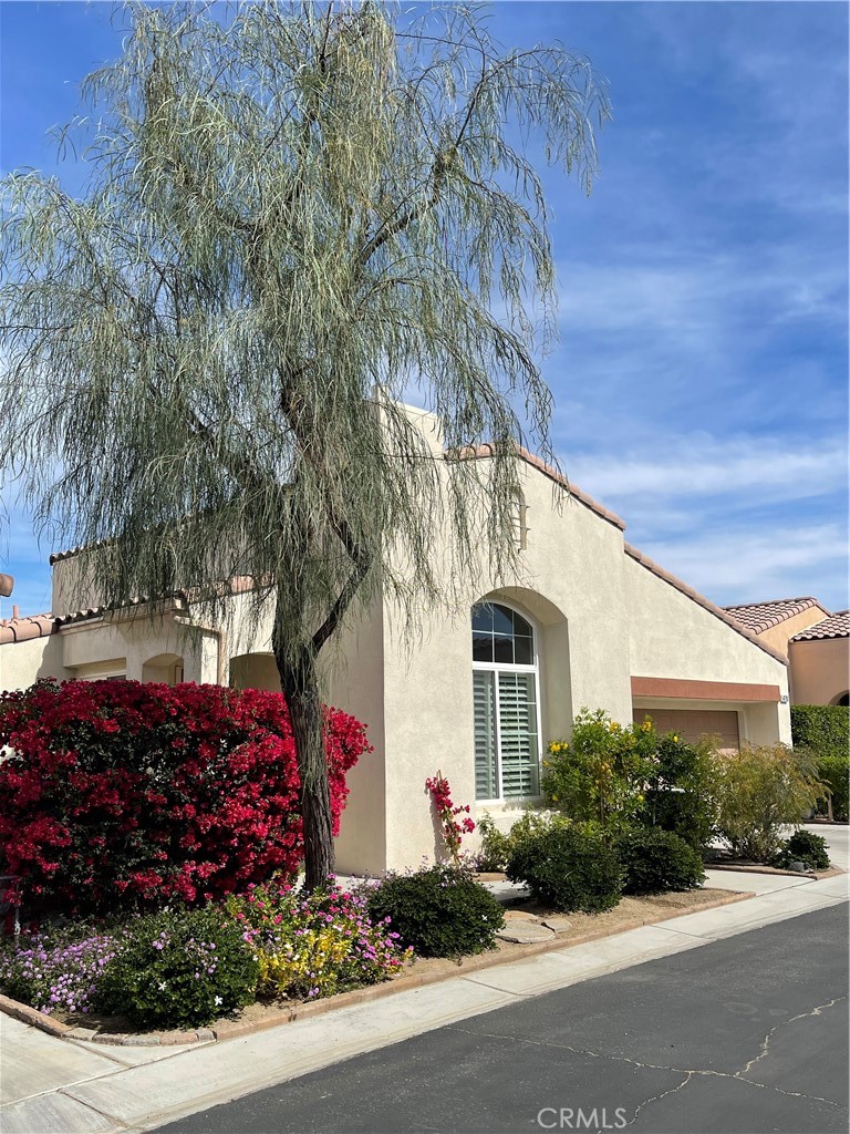 47752 Endless Sky Property Photo 1