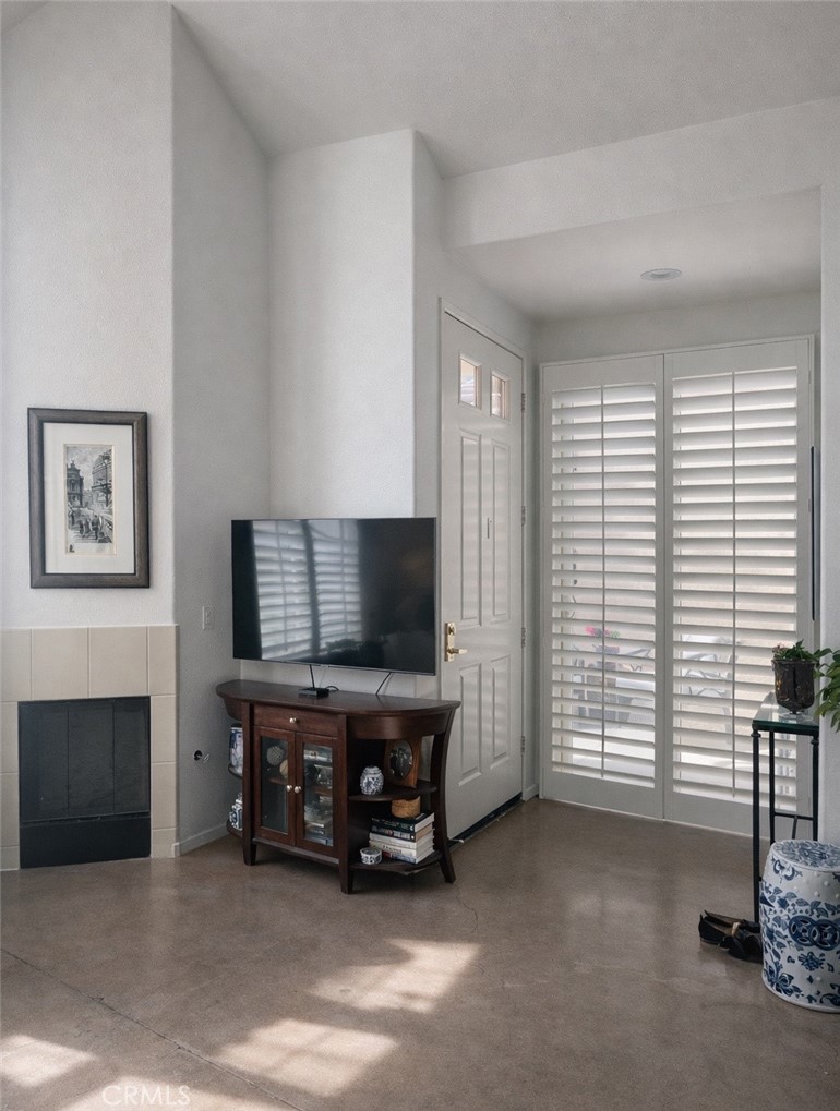 47752 Endless Sky Property Photo 5