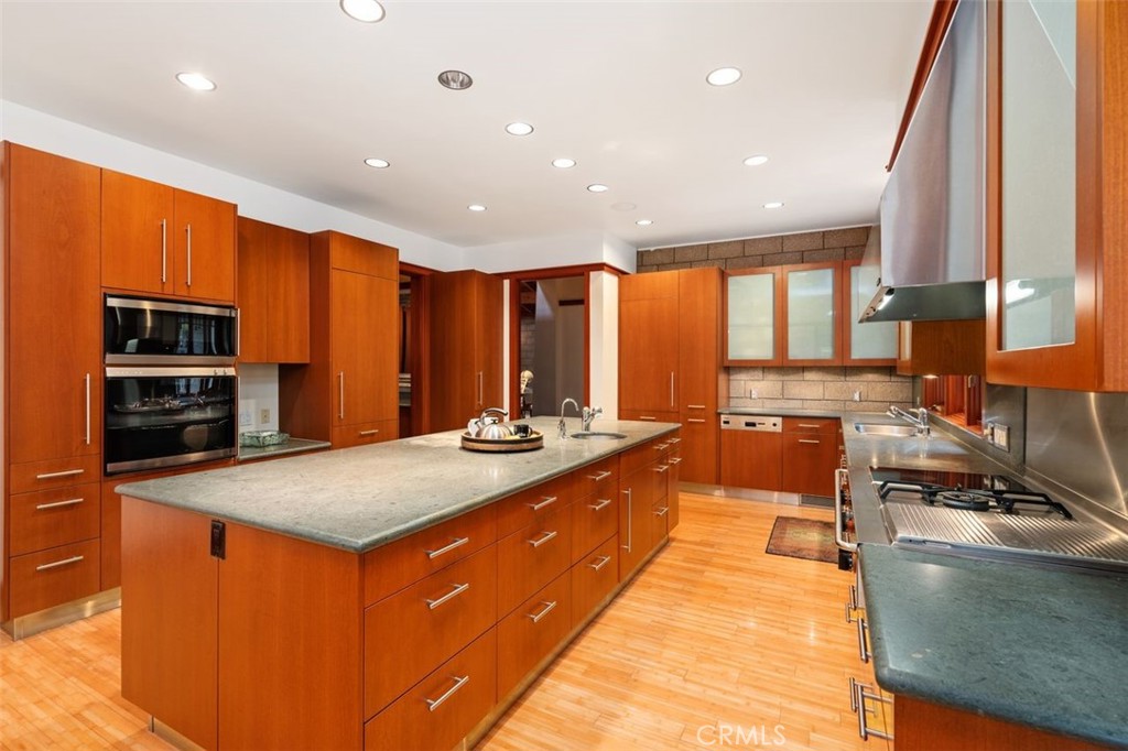 2540 Crow Foot Lane Property Photo 15