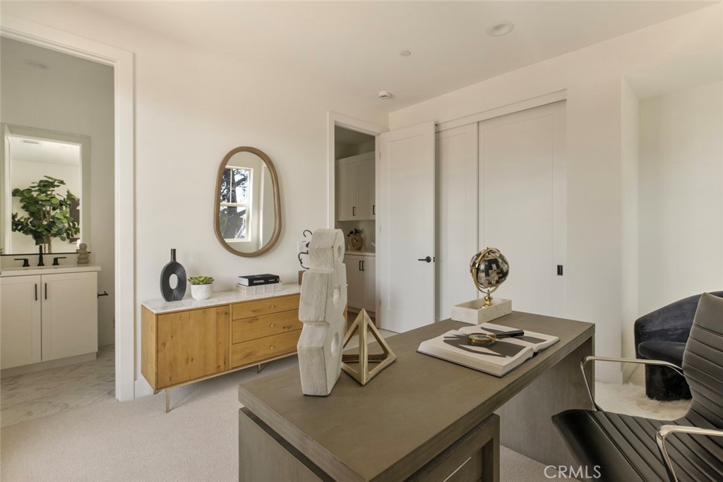 187 E Palm Street E Property Photo 22