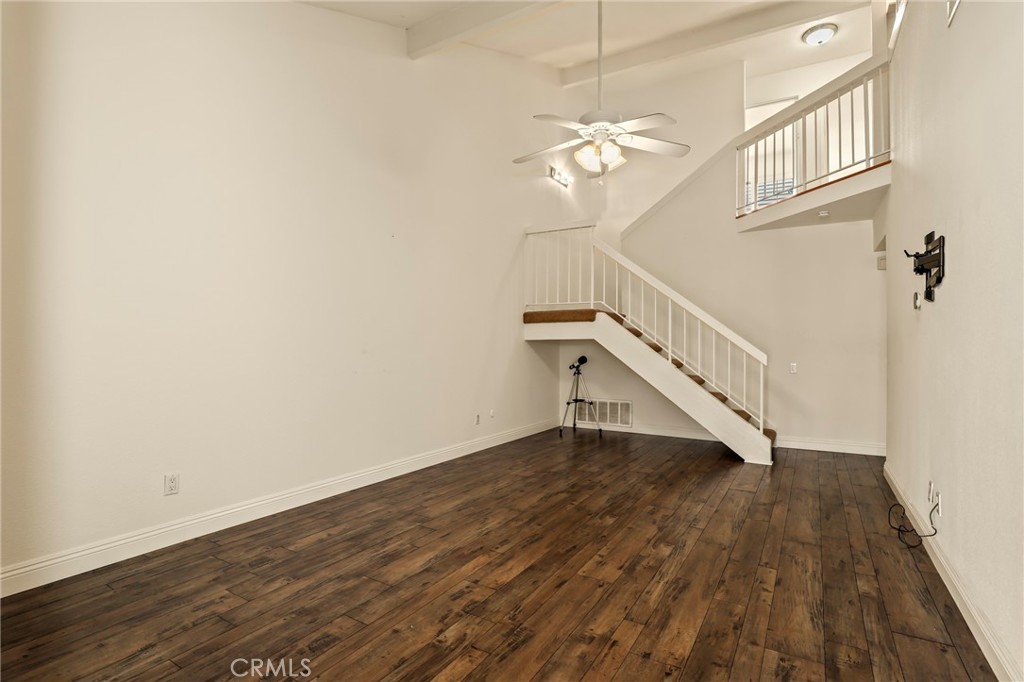 24662 Golfview Drive Property Photo 4