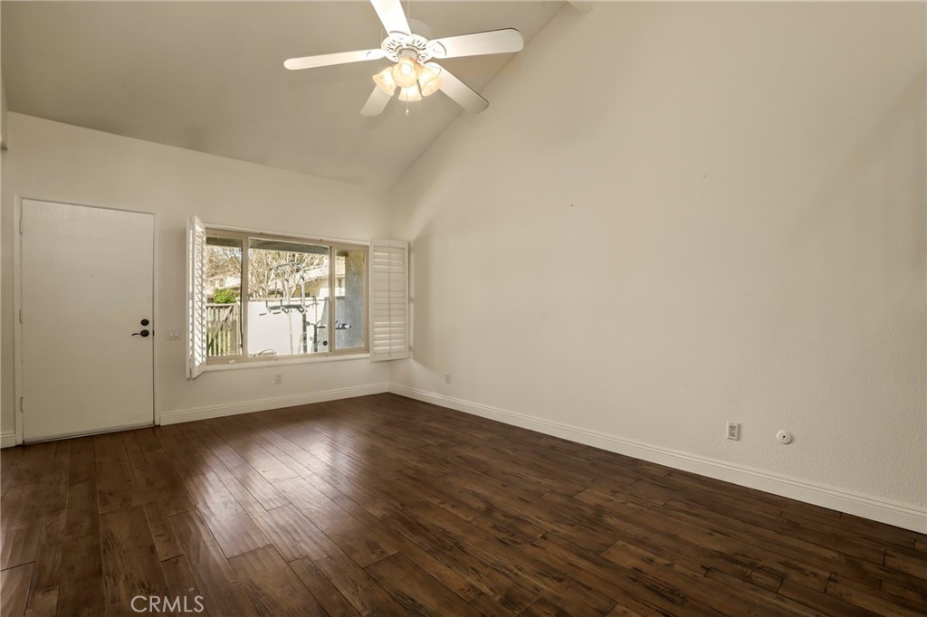 24662 Golfview Drive Property Photo 6