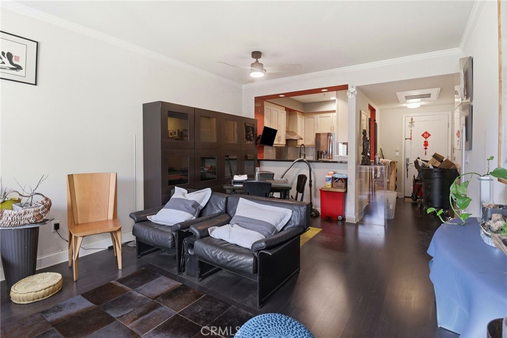 1001 Laurel Street 316 Property Photo 10