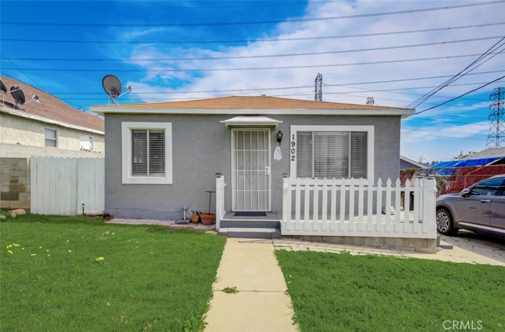 1902 Redding Avenue Property Photo 1