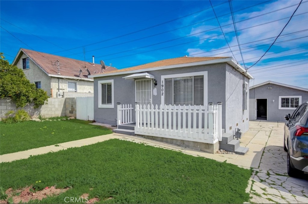 1902 Redding Avenue Property Photo 3