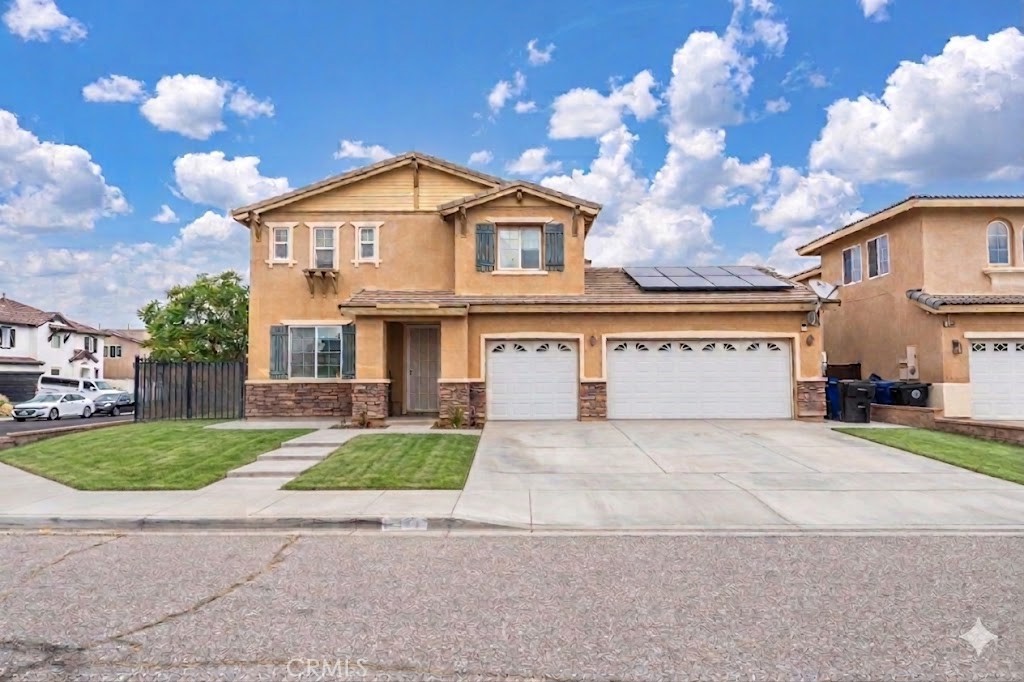 11746 Grotto Hills Property Photo 1