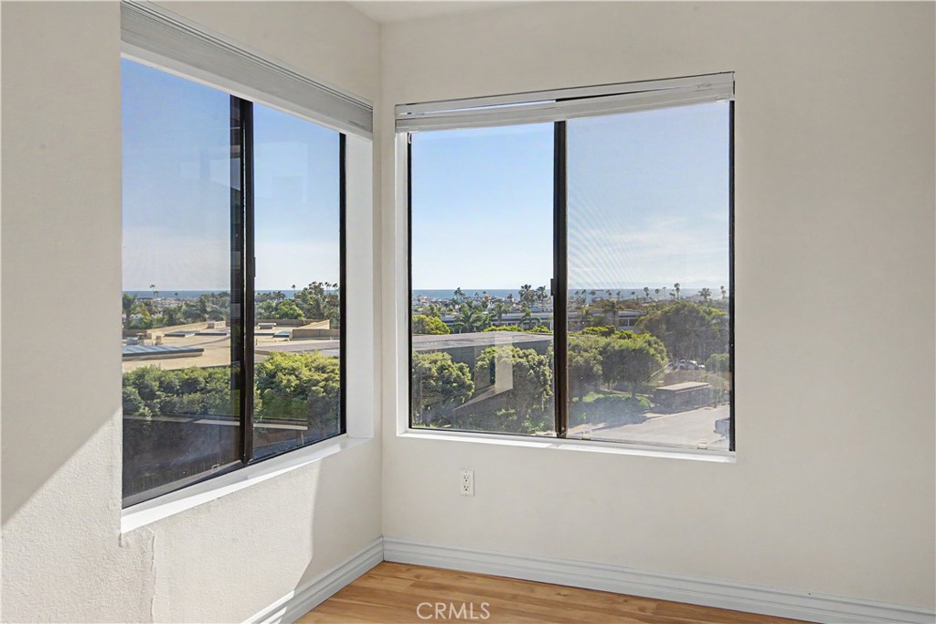 280 Cagney Lane 207 Property Photo 14