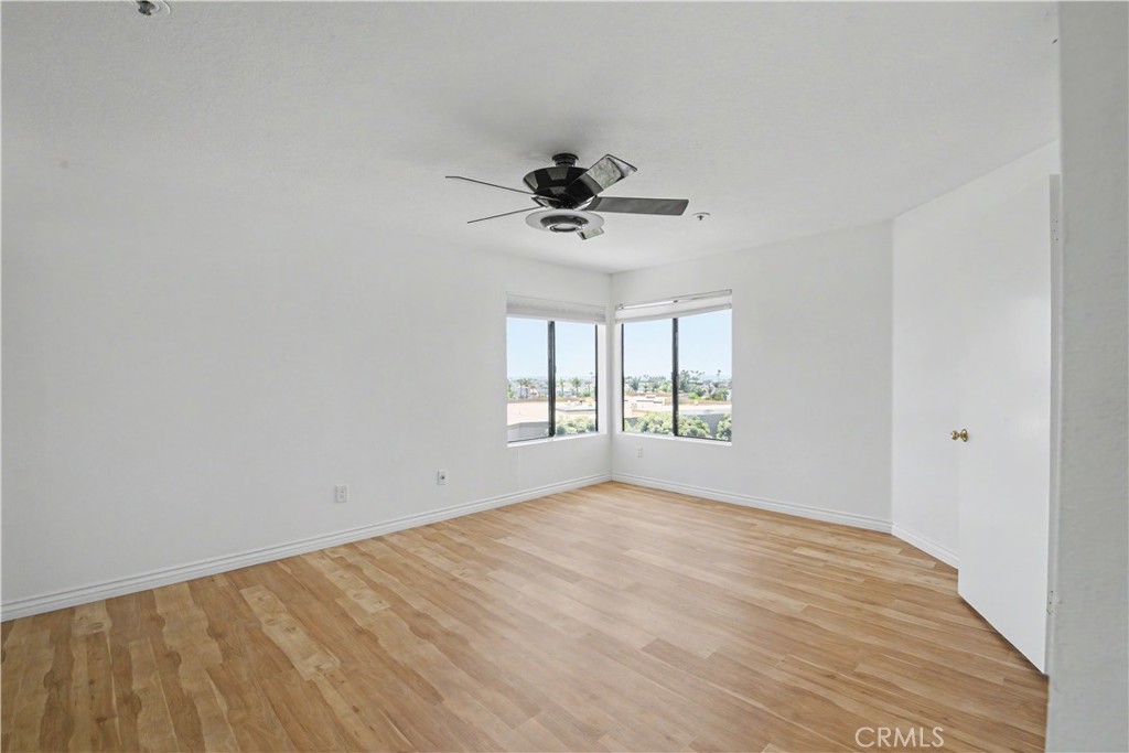 280 Cagney Lane 207 Property Photo 15