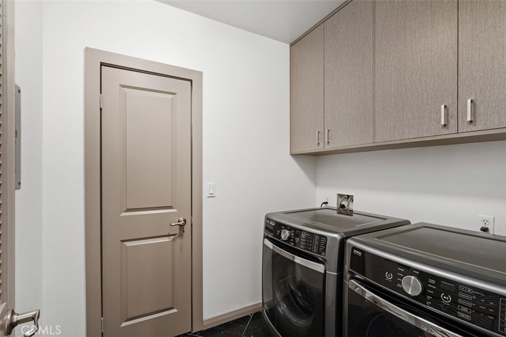 840 E Green 305 Property Photo 12
