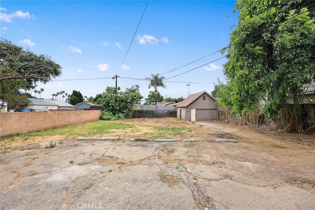 366 E Orange Grove Property Photo 16