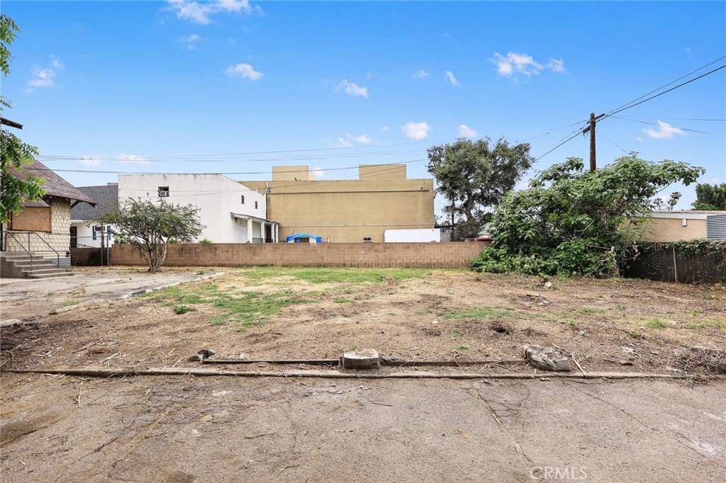 366 E Orange Grove Property Photo 18