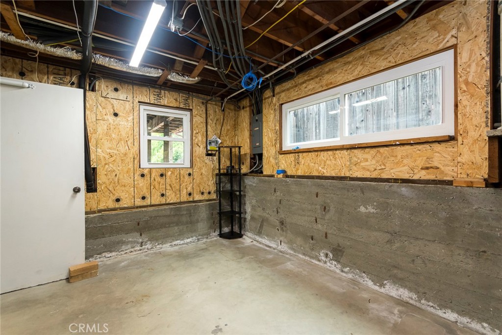 3316 Mills Avenue Property Photo 39