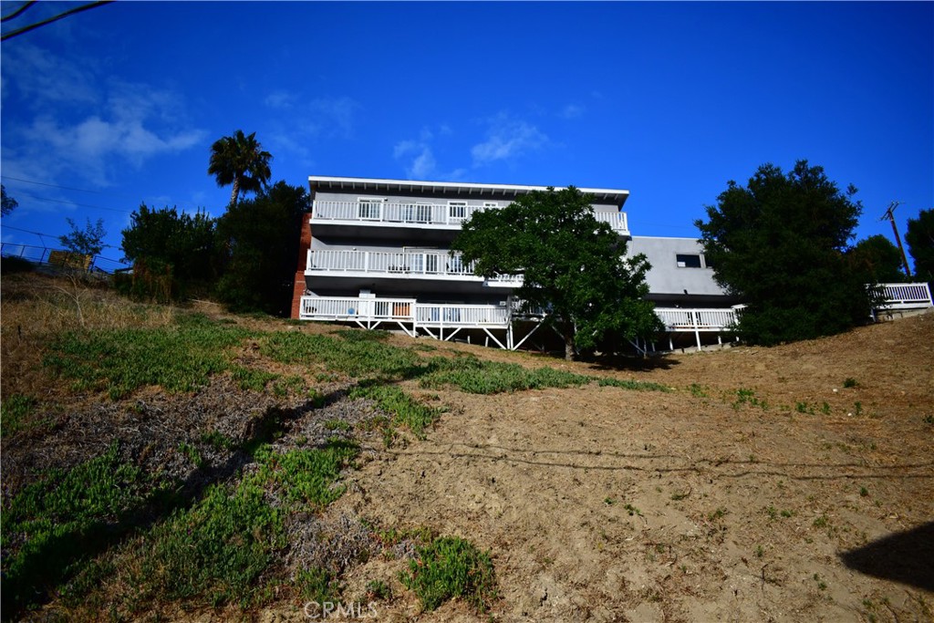 3615 Sunswept Drive Property Photo 1