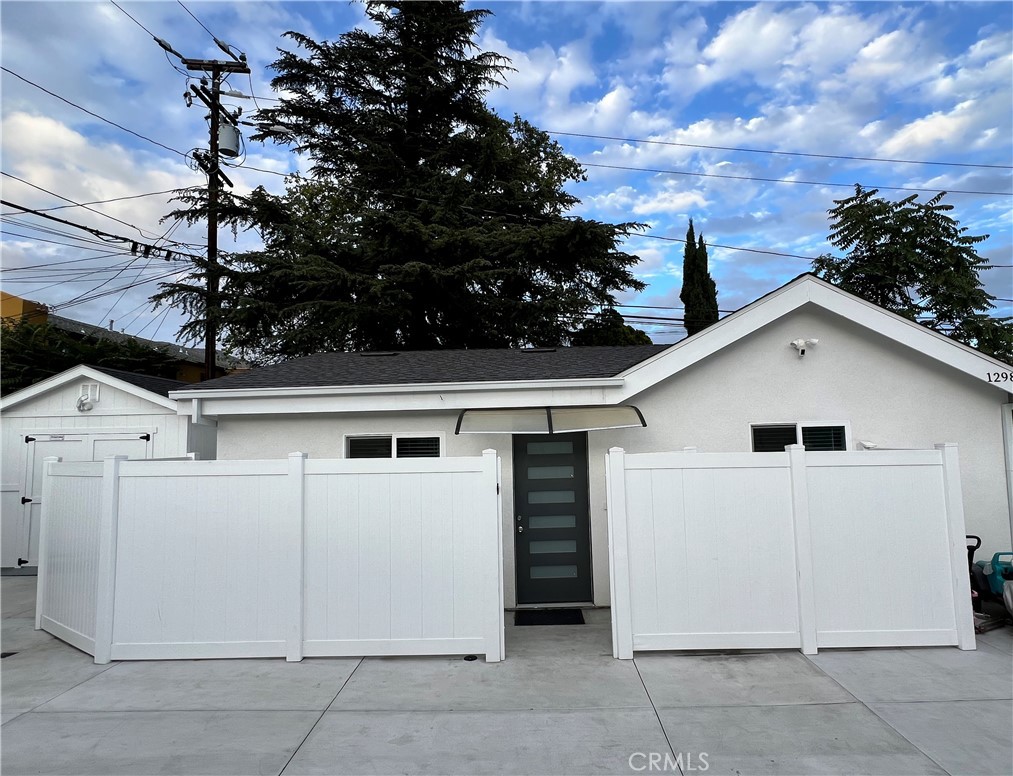 1298 N Dominion Property Photo 17