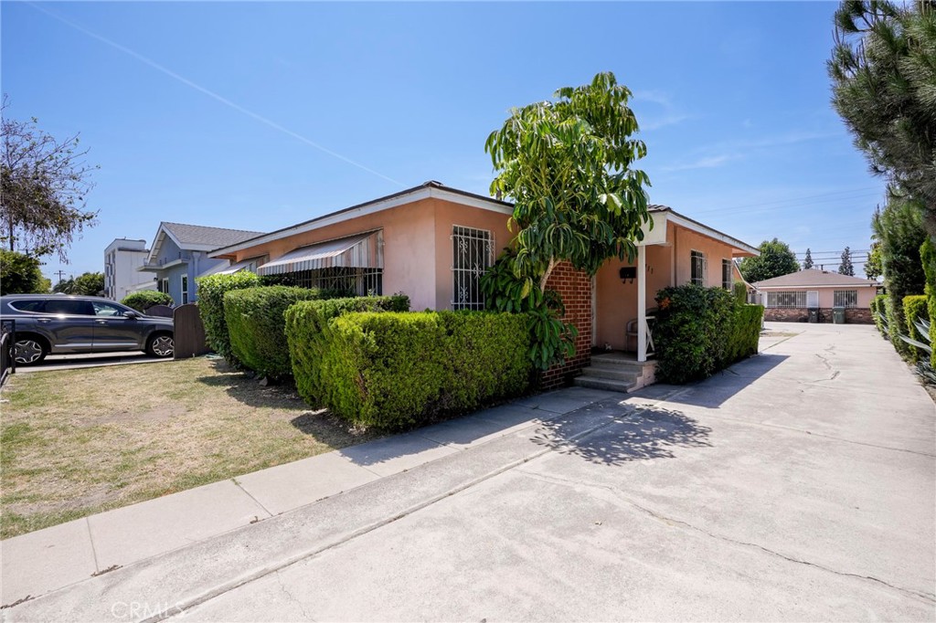 6707 Perry Road Property Photo 1