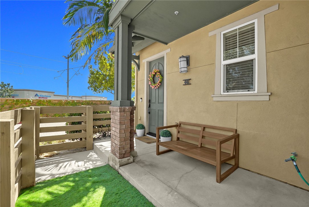 441 S Glendora Avenue Property Photo 4