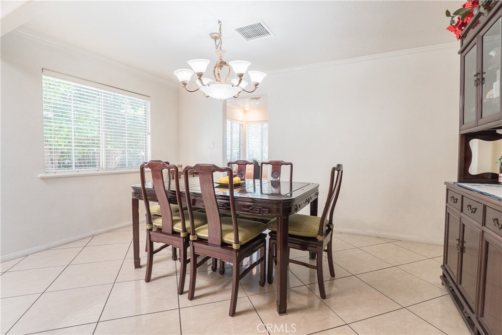 41 Merlon Property Photo 6