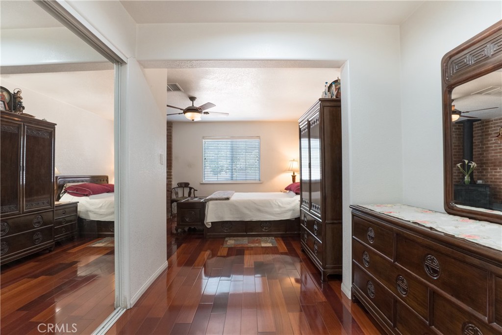 41 Merlon Property Photo 10