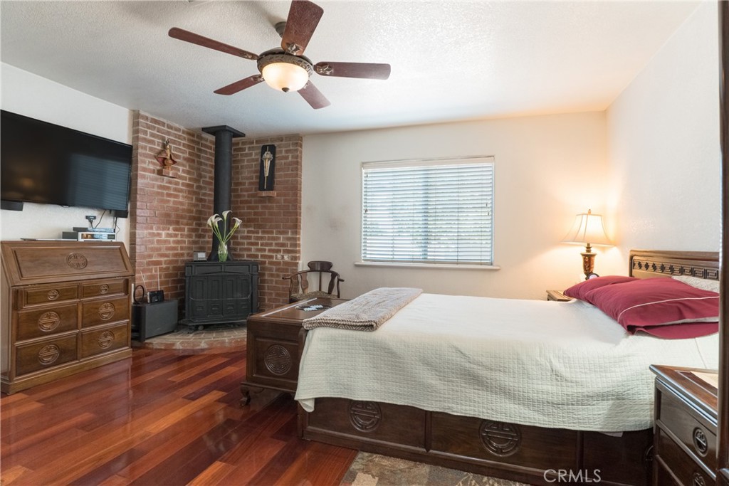 41 Merlon Property Photo 11