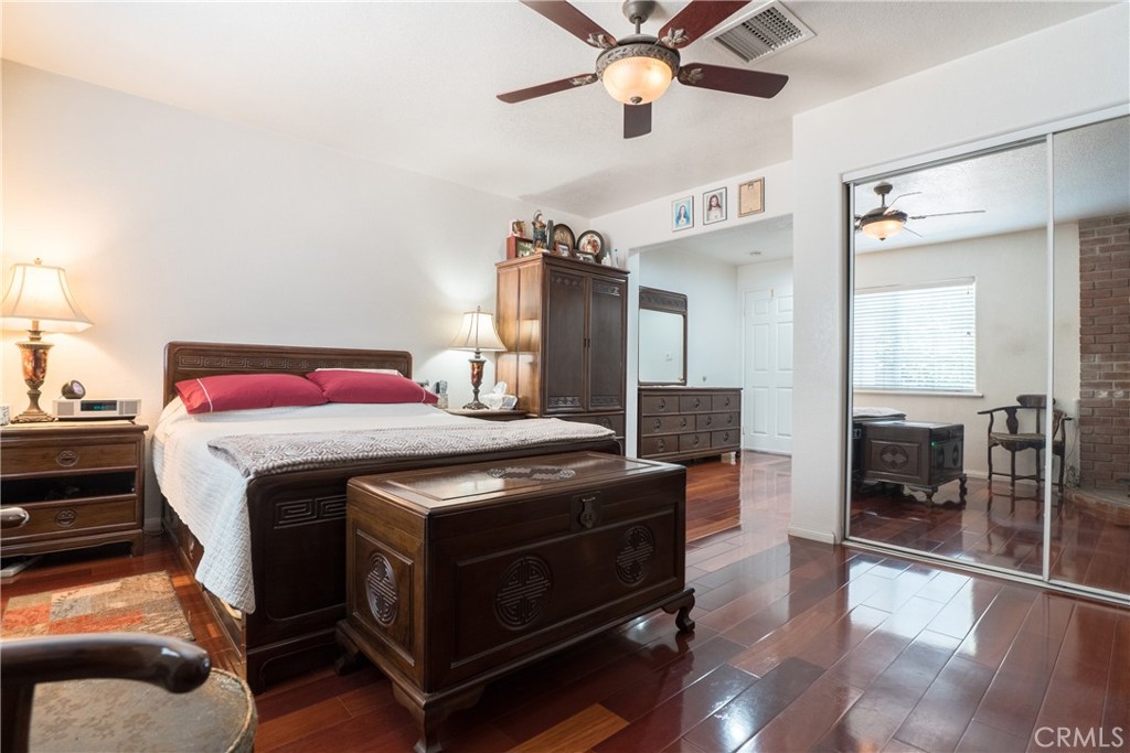 41 Merlon Property Photo 12