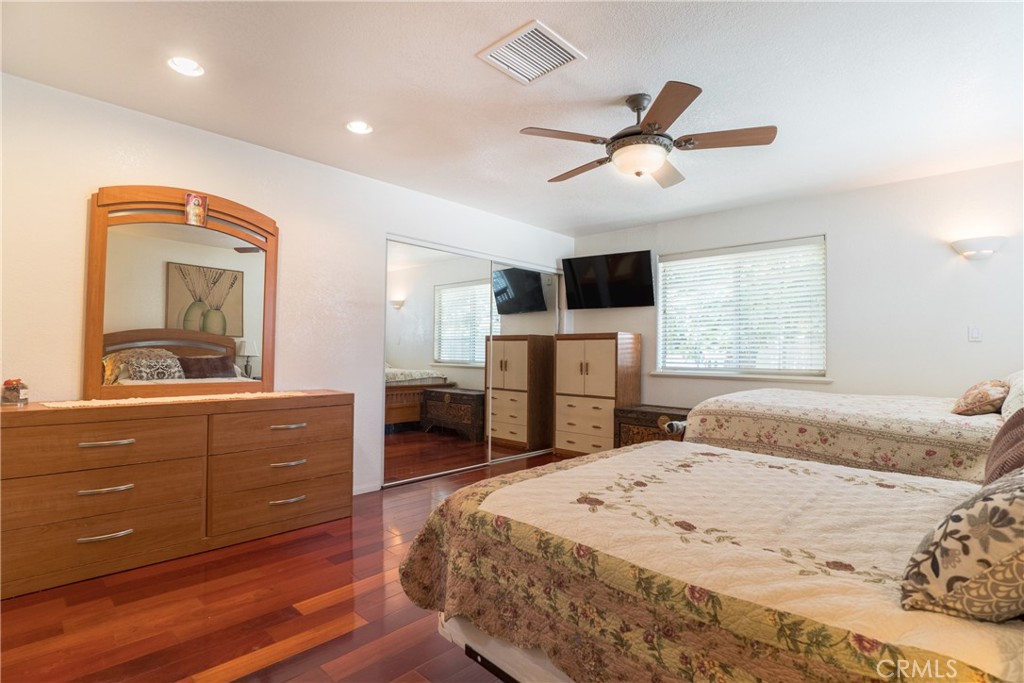 41 Merlon Property Photo 17