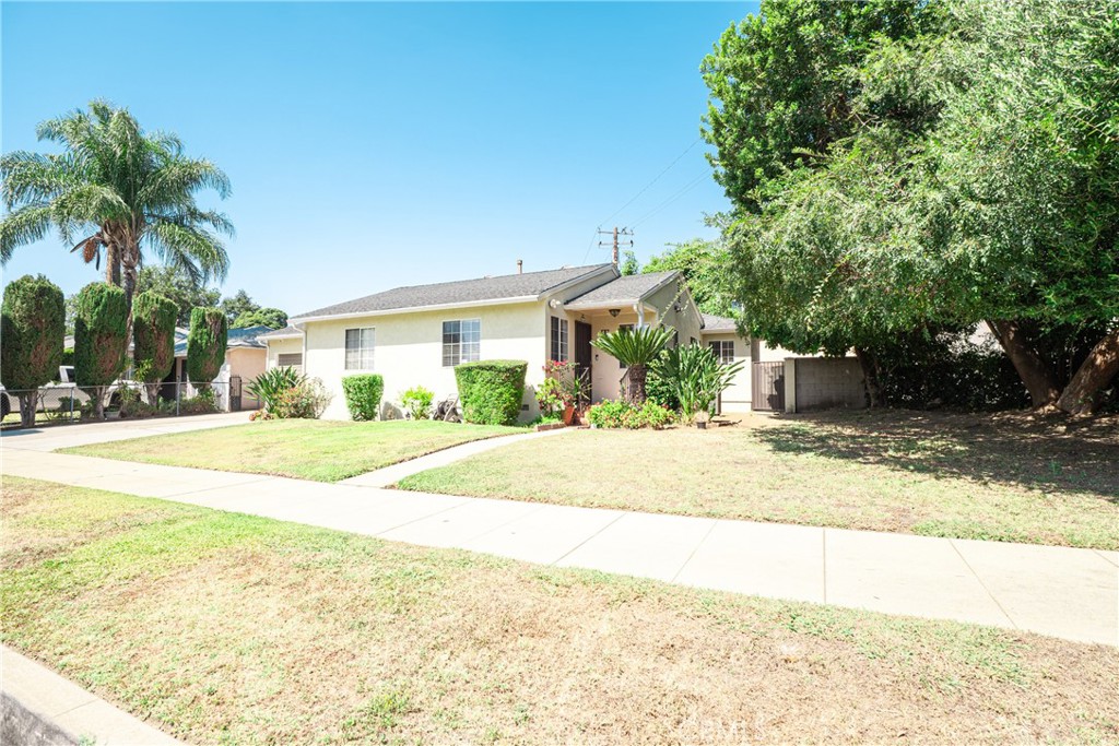 41 Merlon Property Photo 25