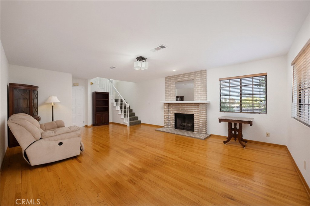 81 W Montecito Avenue Property Photo 5