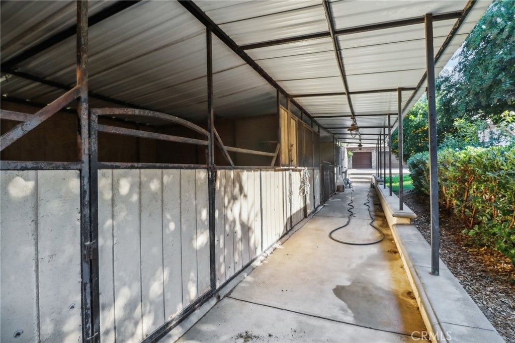 2611 Steeplechase Lane Property Photo 48