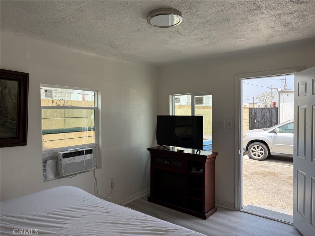 4101 Arden Drive B Property Photo 4