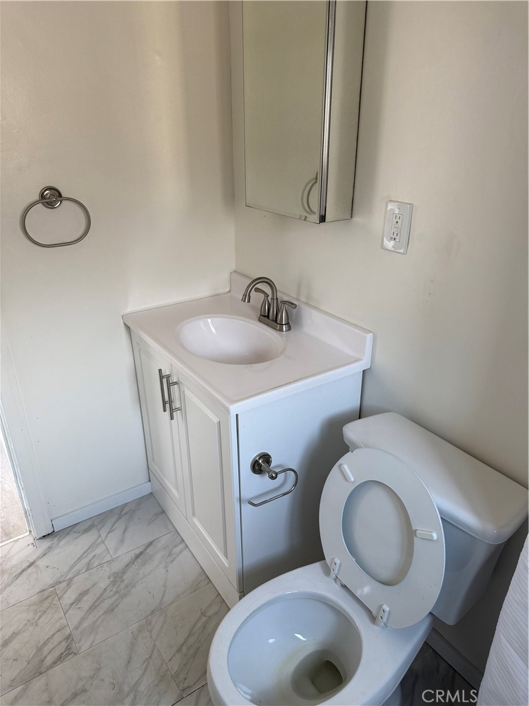 4101 Arden Drive B Property Photo 8