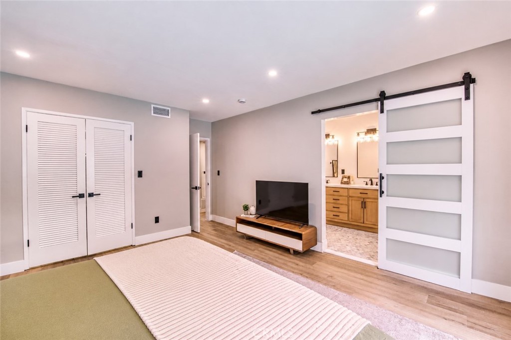 16643 Tuba Street Property Photo 22