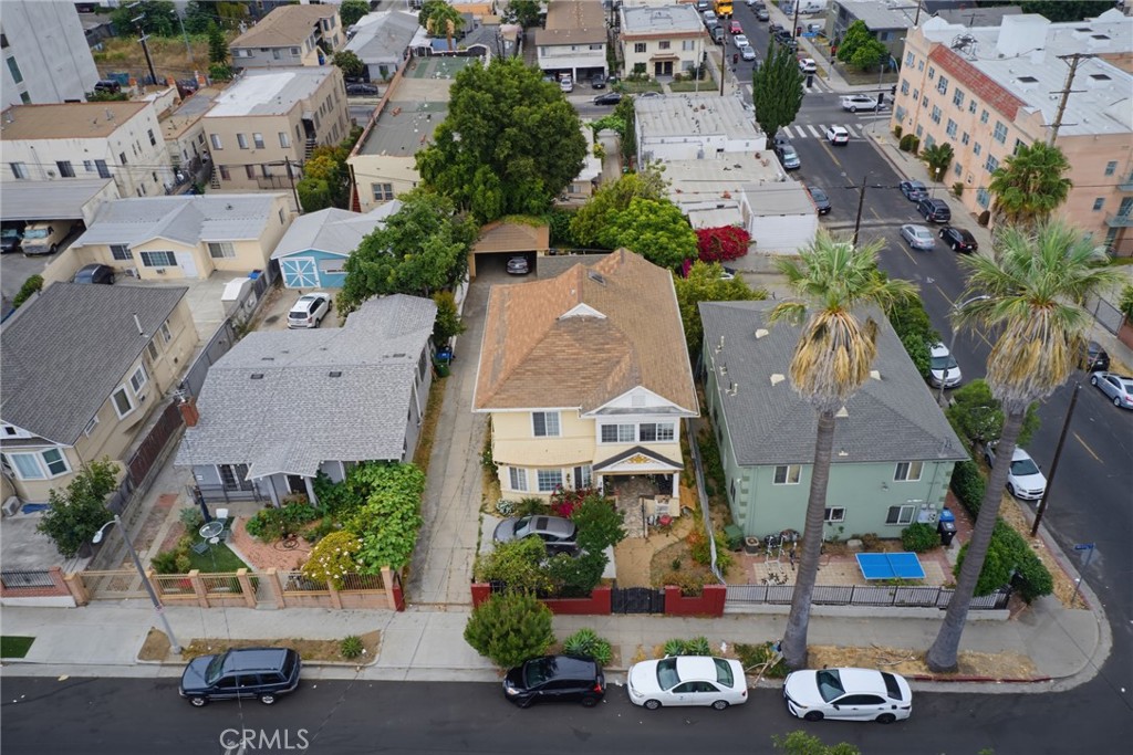 1107 S Mariposa Avenue Property Photo 7