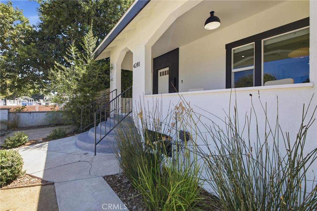 4281 Halldale Avenue Property Photo 5