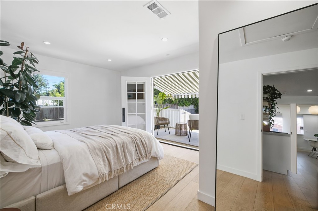 4281 Halldale Avenue Property Photo 19