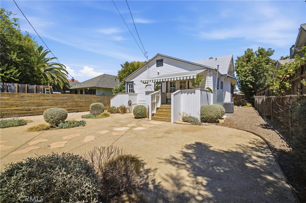 4281 Halldale Avenue Property Photo 24