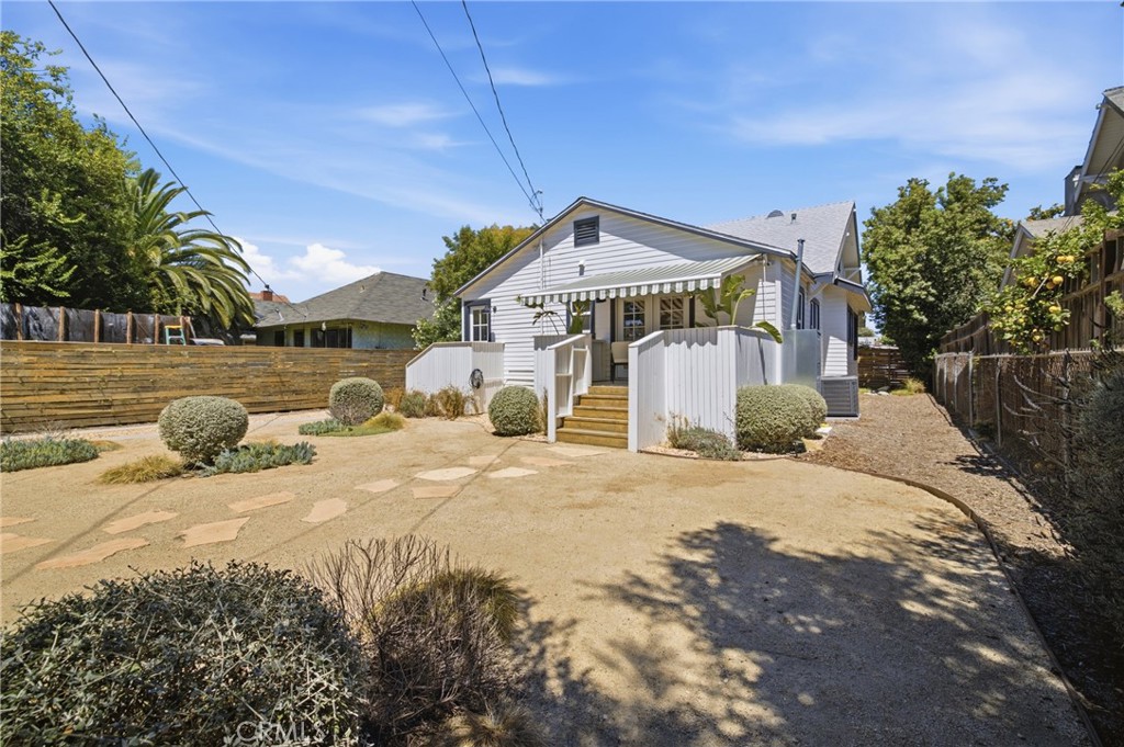 4281 Halldale Avenue Property Photo 24